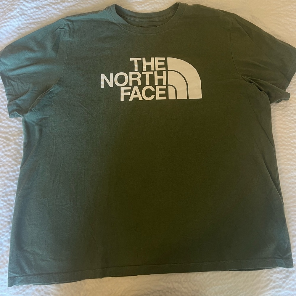 Women’s North Face Tshirts